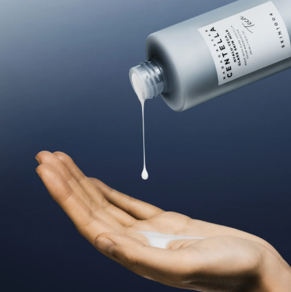 SKIN1004  Madagascar Centella Hyalu-Teca Glass Skin Milk 210ml