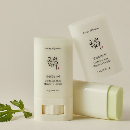 BEAUTY OF JOSEON - Matte Sun Stick : Mugwort + Camelia SPF50 PA++++ - 18g
