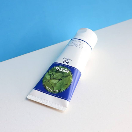 Holika Holika Daily Fresh Cleansing Foam Green Tea 150ml